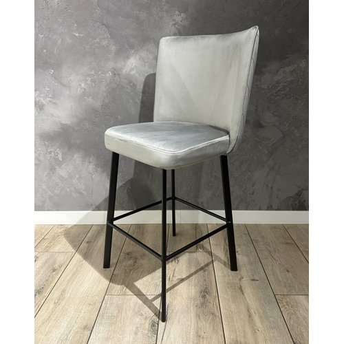 Стул Hilton полубарный Impulse Plus