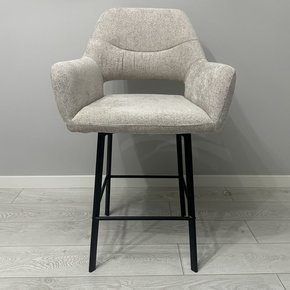 Крісло Noa напівбарне