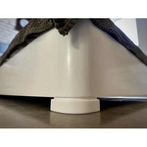 Ліжко Адель з м'яким узголів'ям Радо Ліжко Адель з м'яким узголів'ям Радо