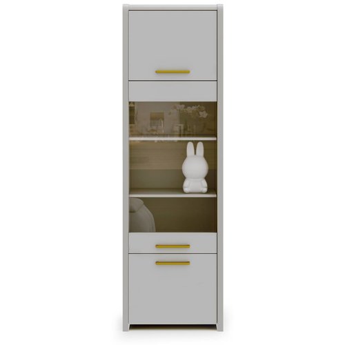 Витрина 2 Адель Радо