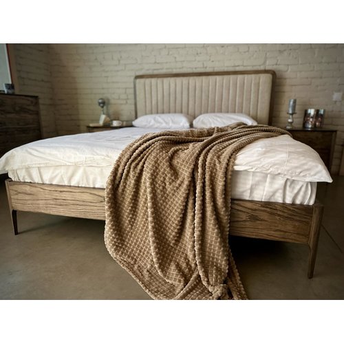 Деревянная кровать Глория с мягким изголовьем Радо Деревянная кровать Глория с мягким изголовьем Радо