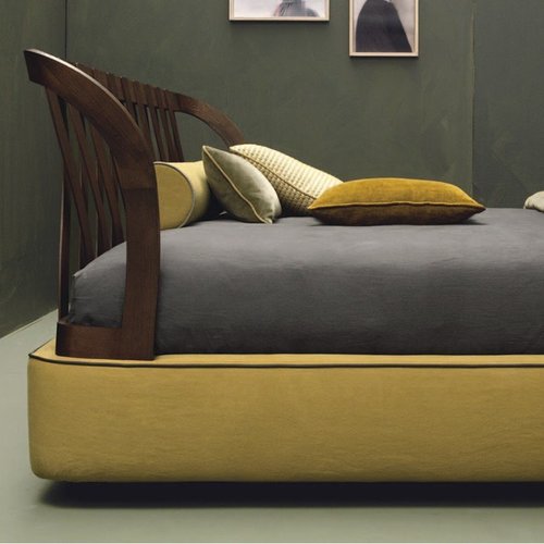 Ліжко з декоративним узголів'ям Модель №24