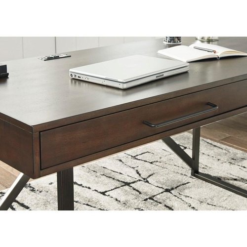 Письменный стол и приставка к столу Starmore H633-34-34R Ashley