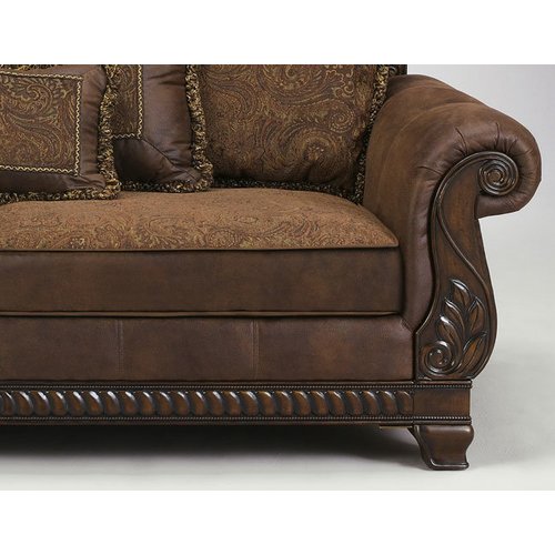 Диван трехместный Bradington Truffle U96900-38