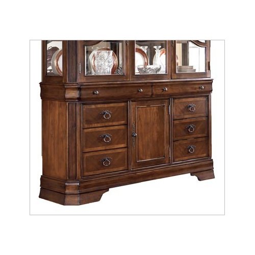 Комод Hamlyn D527-80 Ashley