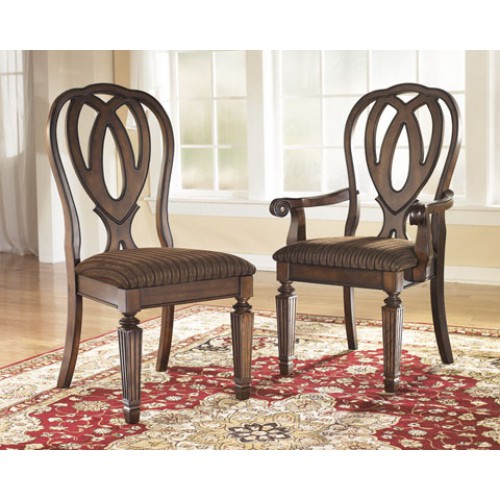 Їдальня Hamlyn D527 Ashley