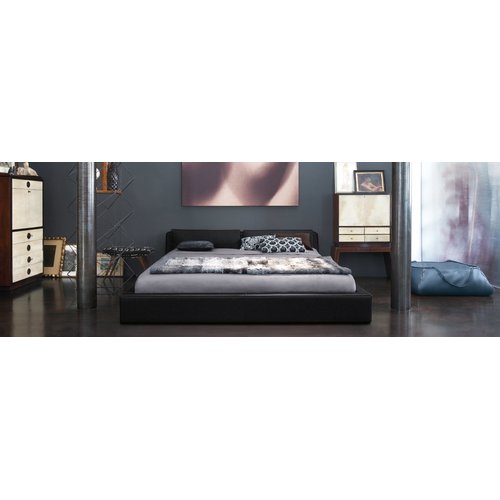 Двуспальная кожаная кровать Модель 22