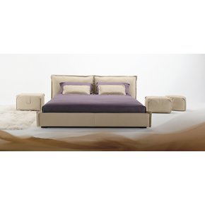 Двуспальная кожаная кровать Модель 38