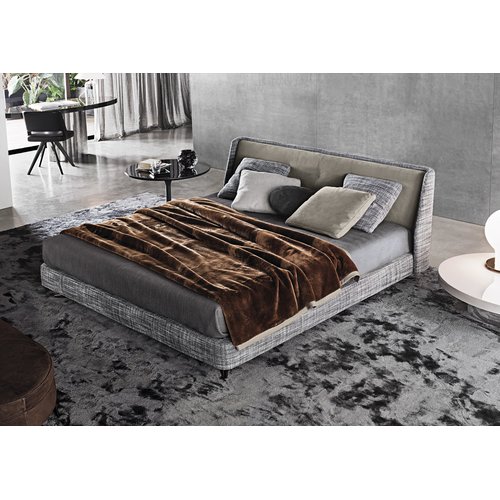 Двуспальная кожаная кровать Модель 65